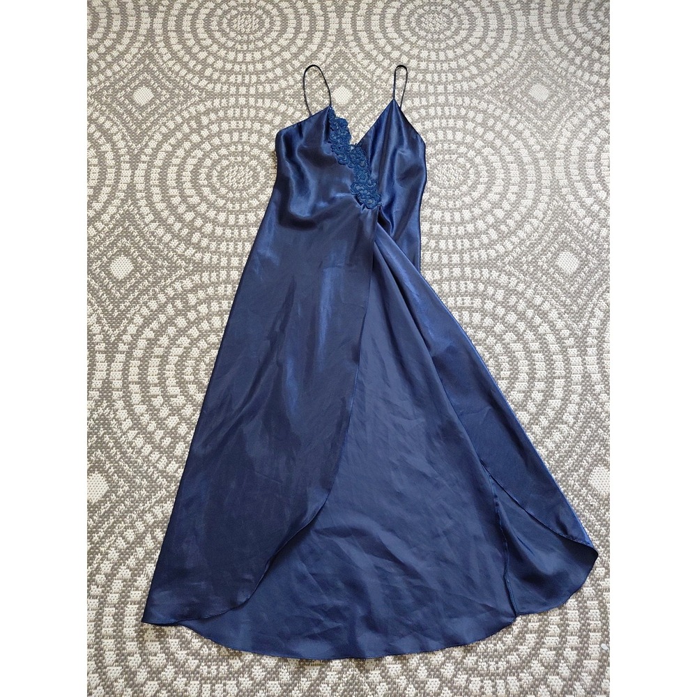 Intime Of California Vintage Blue Satin Applique Gown Nightgown Size S Lingerie‎ - Picture 8 of 9